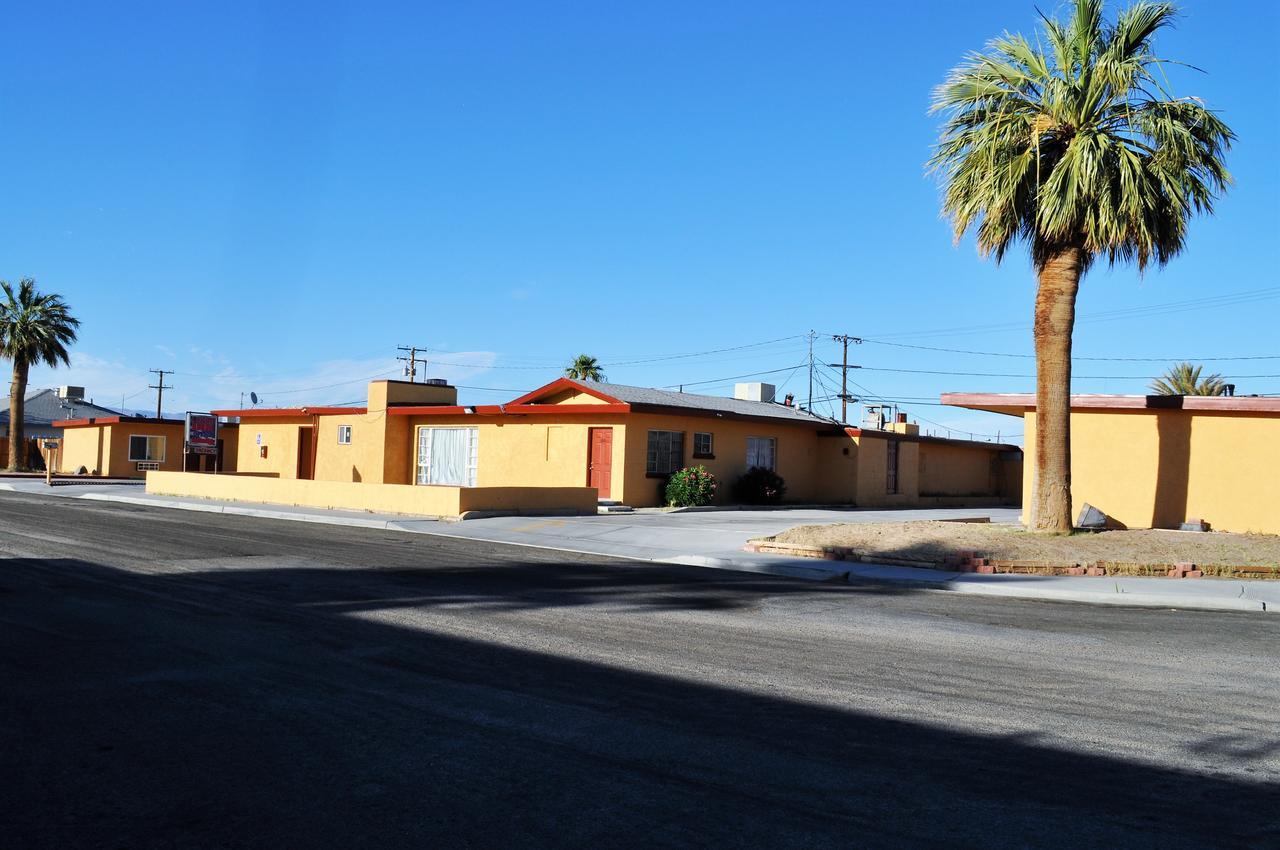 A Nights Inn Ridgecrest Exterior photo